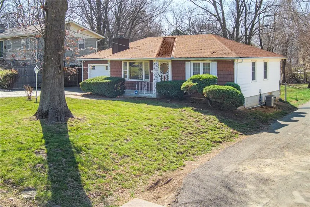 5425 Webster Avenue, Kansas City, KS 66104 - #1