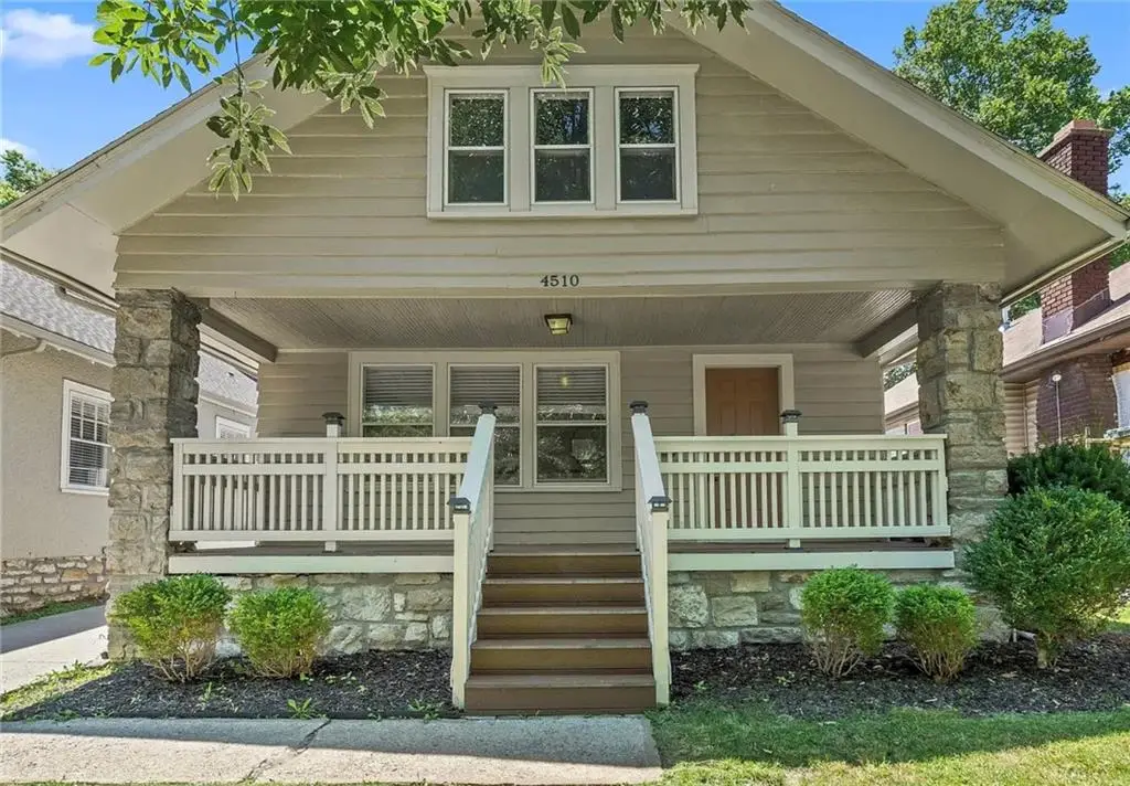4510 Pennsylvania Avenue, Kansas City, MO 64111 - #1