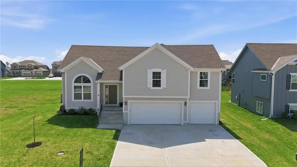 6017 NE 120th Street, Kansas City, MO 64156 - #1