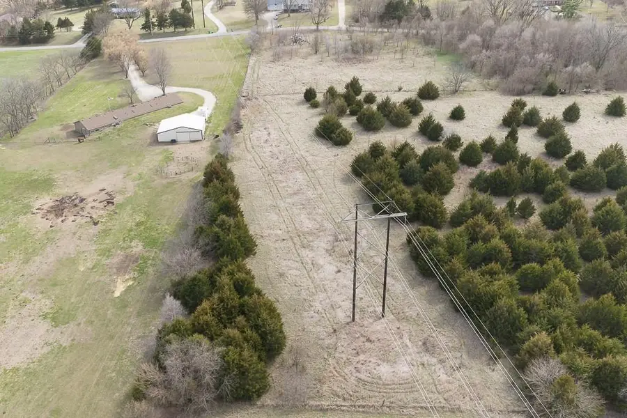 14000 Stillwell Road, Bonner Springs, KS 66012 - #3