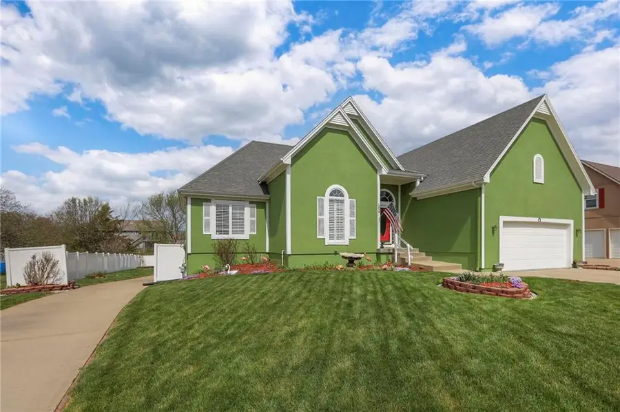 604 Oak Drive, Raymore, MO 64083 - #3