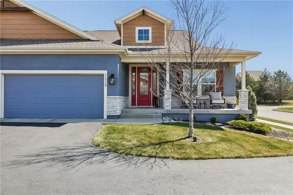 11710 S Deer Run Street #3, Olathe, KS 66061