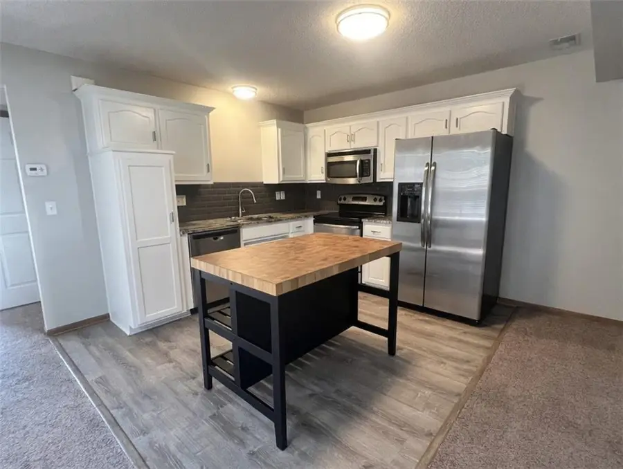 1611 SW Highland Drive, Lees Summit, MO 64081 - #3