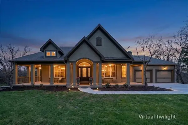 9885 Edgerton Road, De Soto, KS 66018