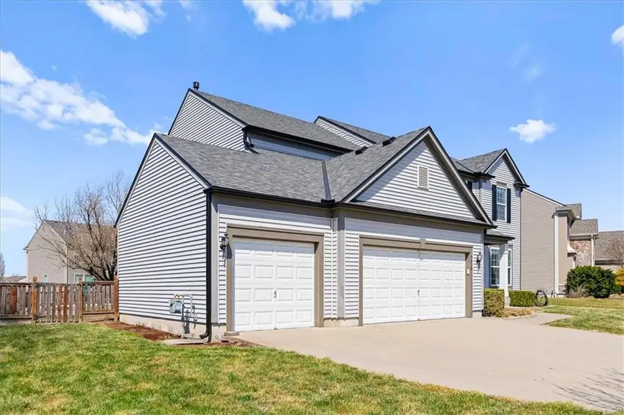 9318 Kenton Street, Lenexa, KS 66227 - #3