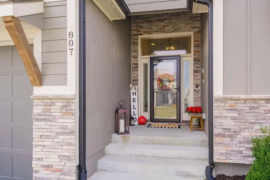 807 W Solomon Drive, Lone Jack, MO 64086 - #2