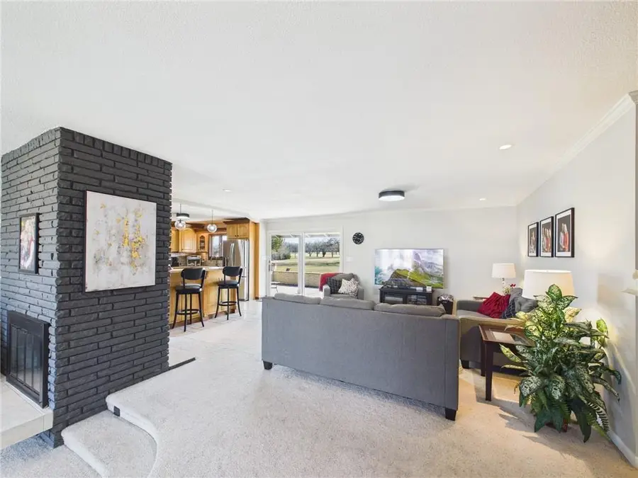 634 Fairway Lane, Fort Scott, KS 66701 - #2