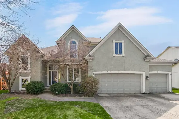 21605 W 60th Terrace, Shawnee, KS 66218