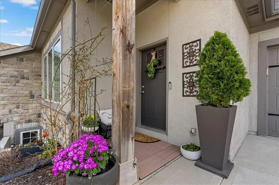 6474 Barth Road, Shawnee, KS 66226 - #2