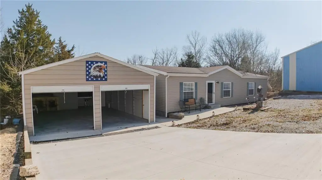 28810 Paradise Drive, Warsaw, MO 65355 - #1