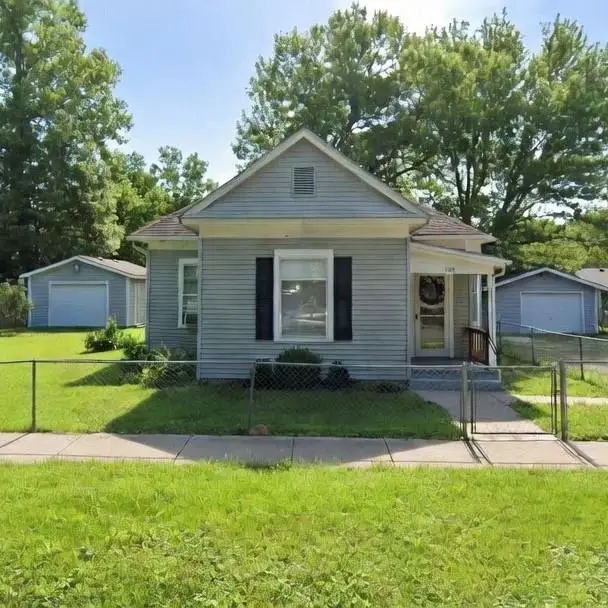 743 S Locust Street, Ottawa, KS 66067 - #1