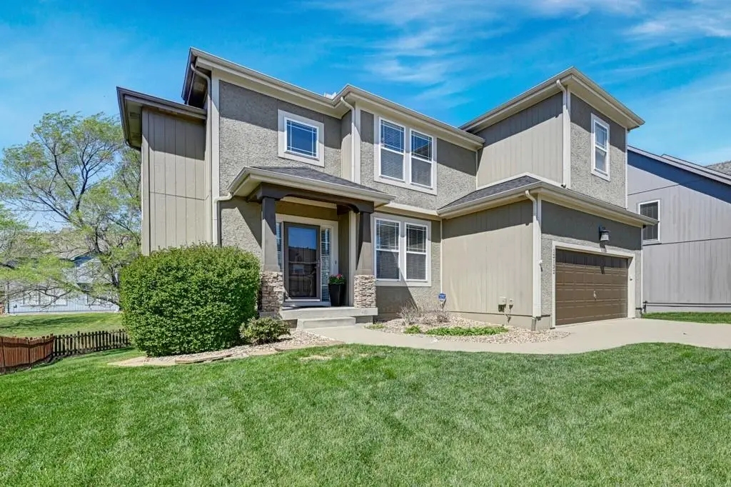 12132 S Redbud Lane, Olathe, KS 66061 - #1