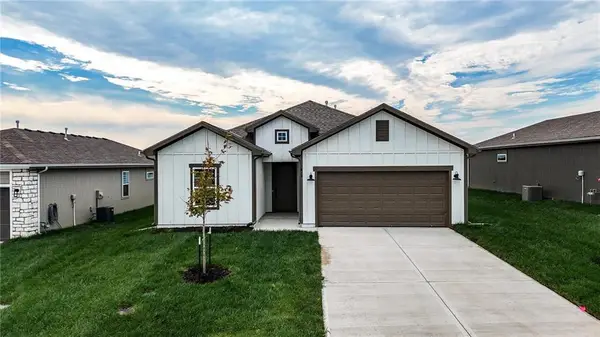 32735 W 176th Terrace, Gardner, KS 66030