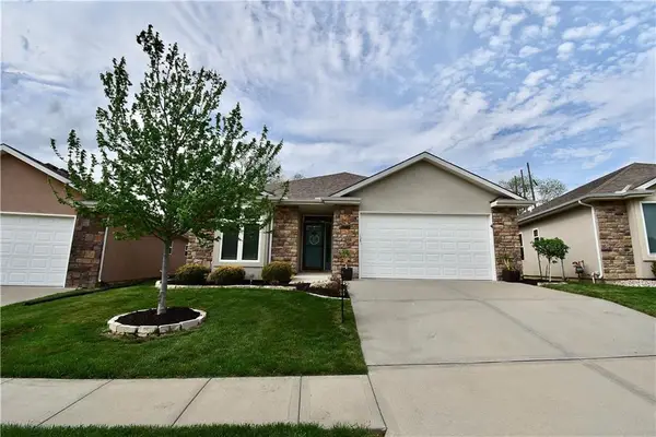 1928 Carter Court, Liberty, MO 64068
