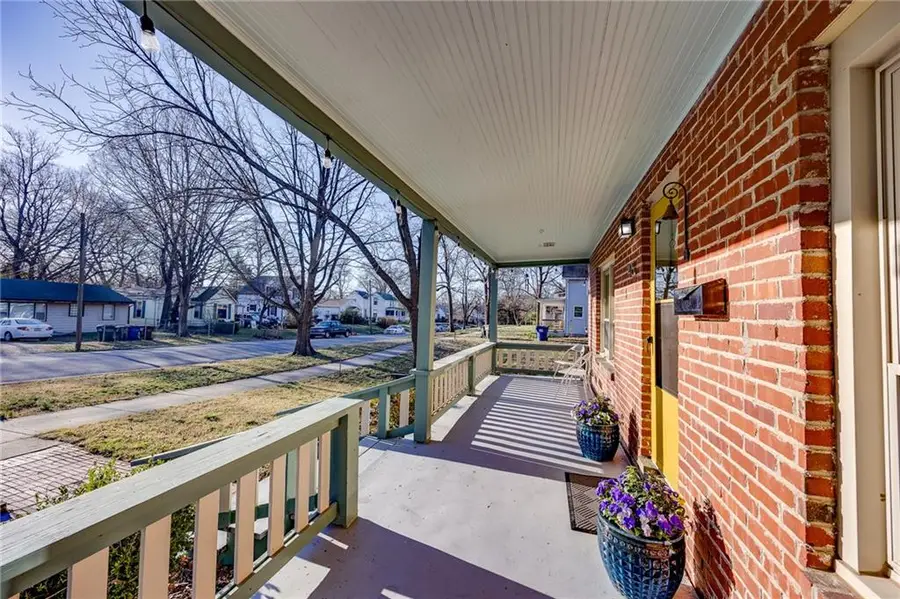 415 Illinois Street, Lawrence, KS 66044 - #3