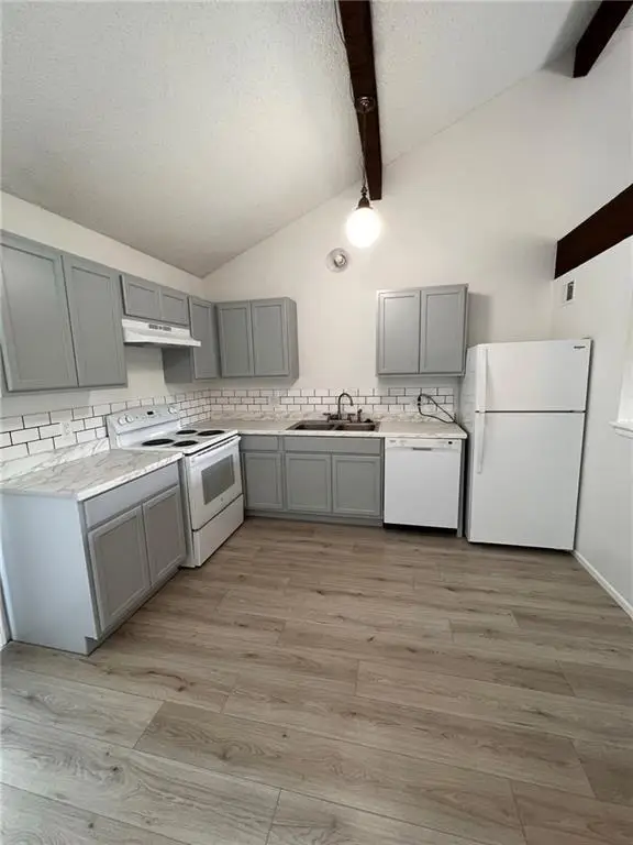 10514 E 41st Terrace, Kansas City, MO 64133 - #2