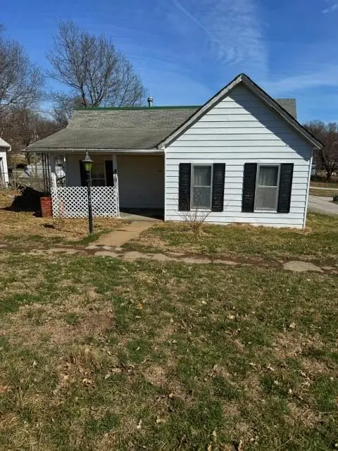 401 Broadway Street, Fairfax, MO 64446 - #1