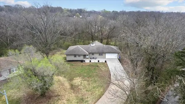 7235 Wallace Avenue, Kansas City, MO 64133