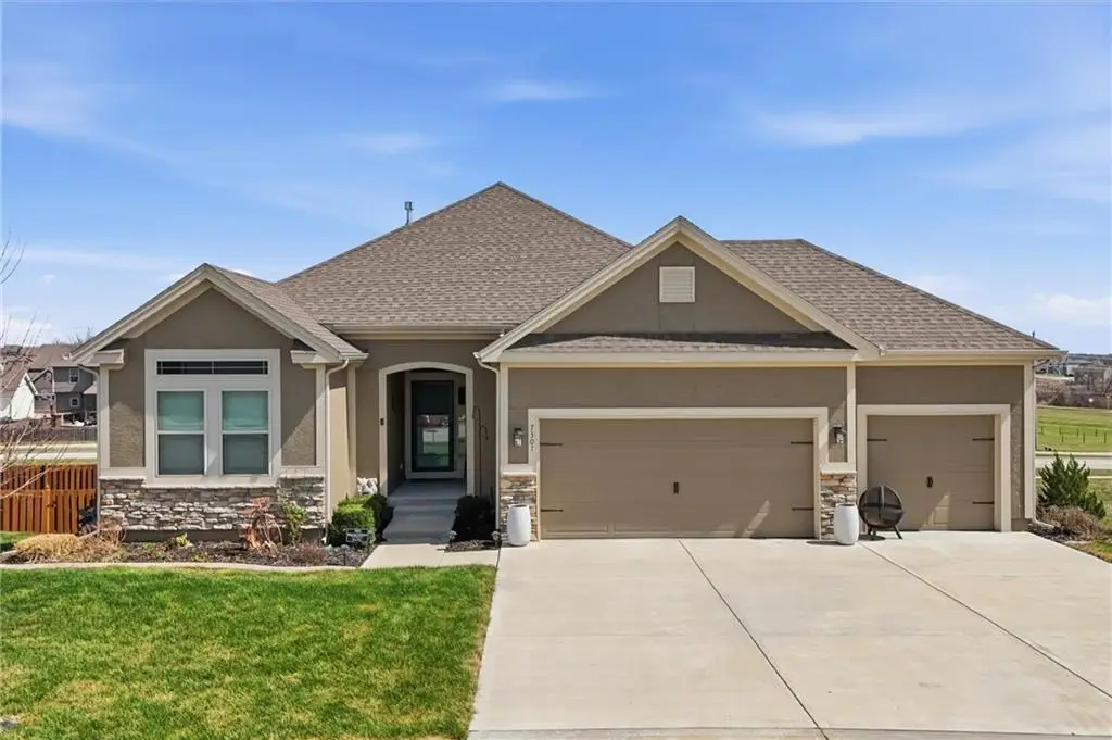 7301 NE 108th Terrace, Kansas City, MO 64156 - #1