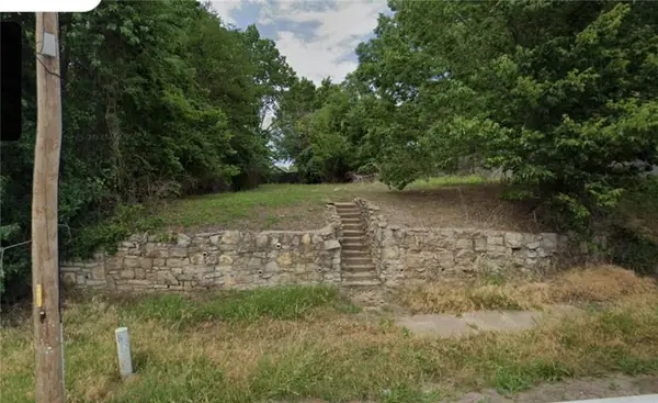 1737 Greeley Avenue, Kansas City, KS 66104