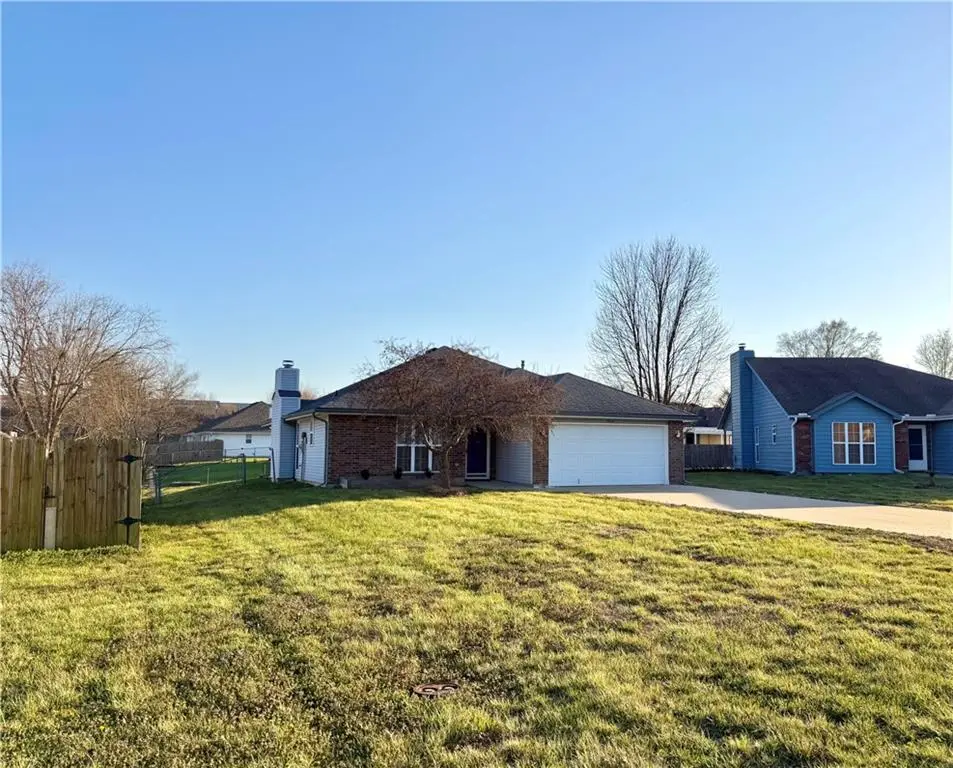 1004 Weschester Court, Warrensburg, MO 64093 - #1