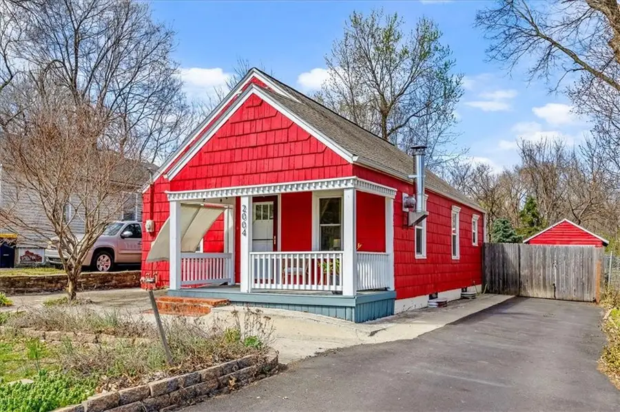 2004 NE 37th Terrace, Kansas City, MO 64116 - #2