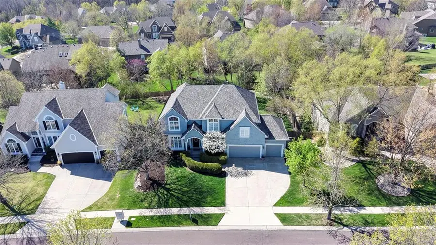 12711 W 123rd Terrace, Overland Park, KS 66213 - #2