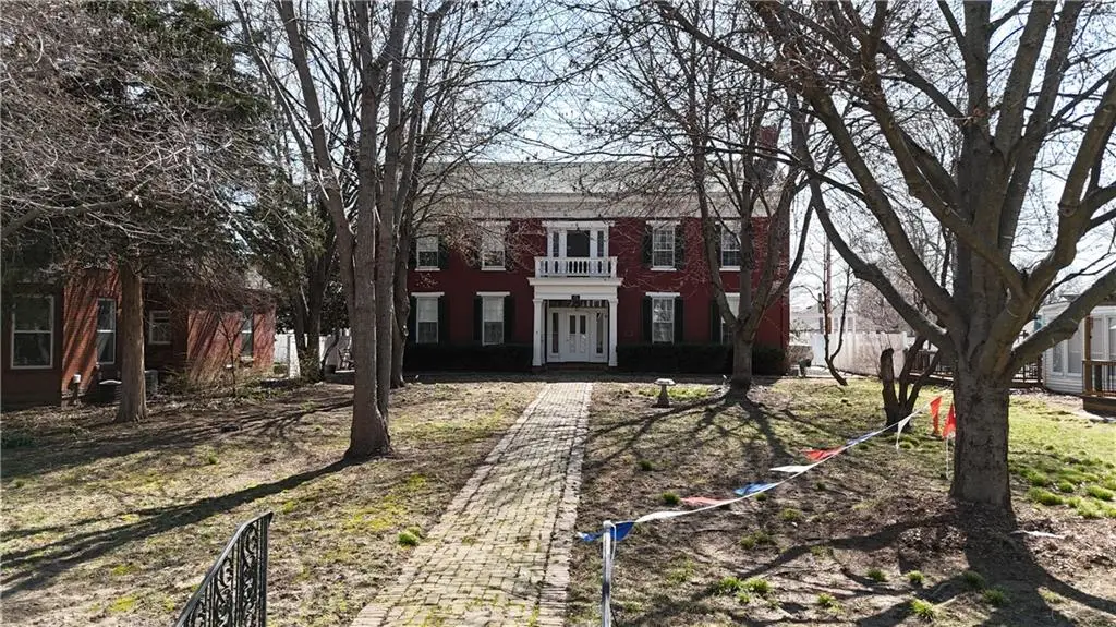 1611 South Street, Lexington, MO 64067 - #1