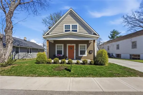 208 NW 16th Street, Blue Springs, MO 64015