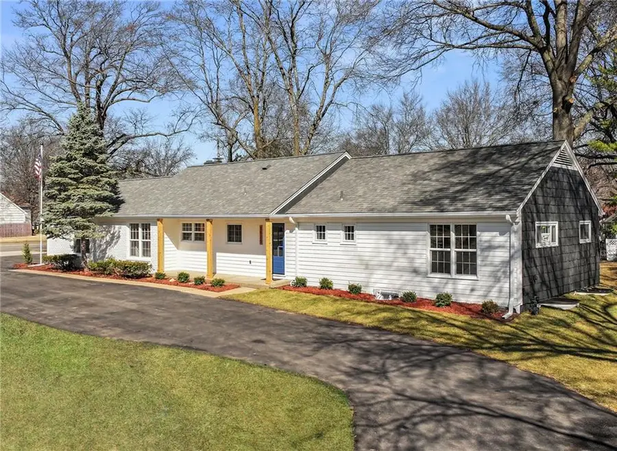 3520 W 93rd Street, Leawood, KS 66206 - #2