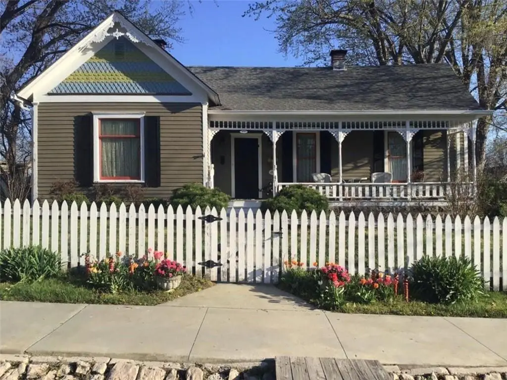 418 Main Street, Arrow Rock, MO 65320 - #1