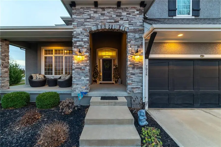 7026 Belmont Drive, Shawnee, KS 66226 - #2