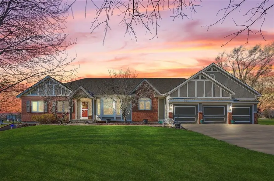 20265 W 115th Terrace, Olathe, KS 66061 - #2