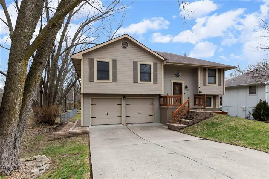 227 109th Street, Kansas City, MO 64155 - #3