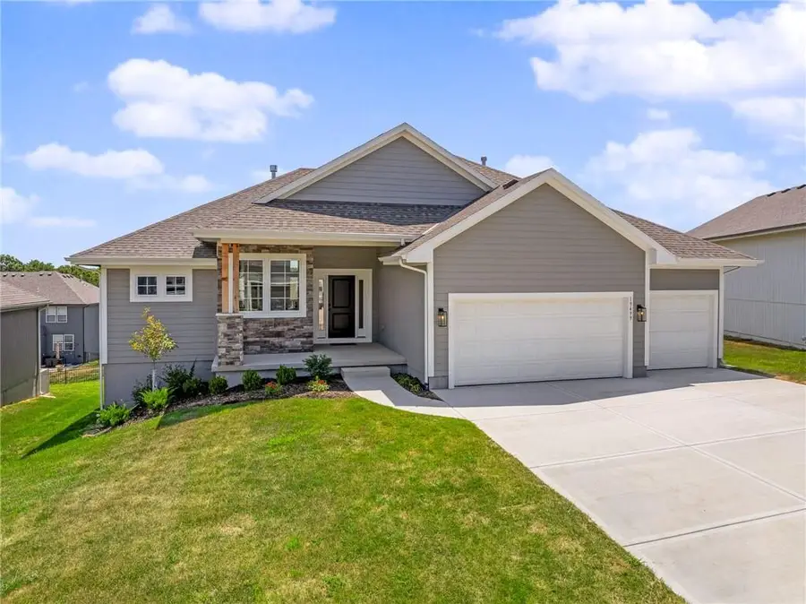 2372 W Wabash Street, Olathe, KS 66061 - #3