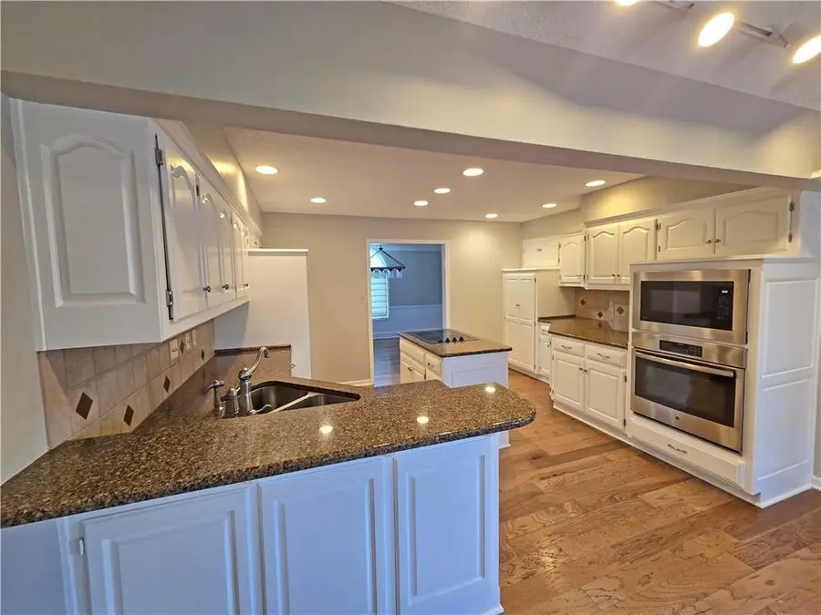 3605 SW Meyer Boulevard, Blue Springs, MO 64015 - #2