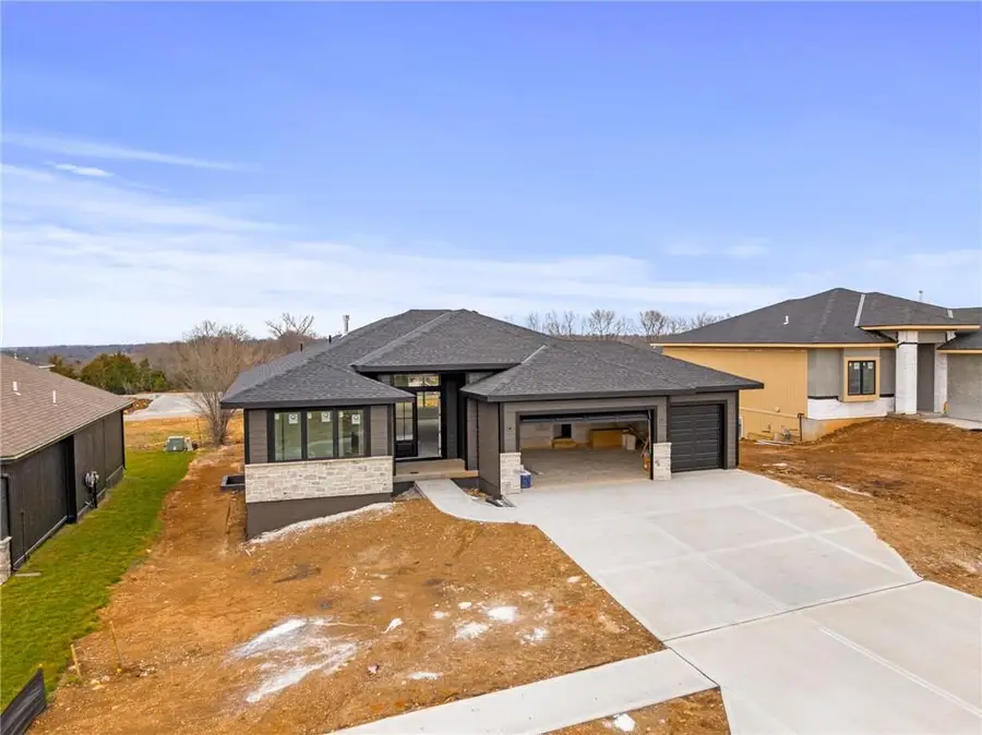 25152 W 141st Terrace, Olathe, KS 66061 - #2