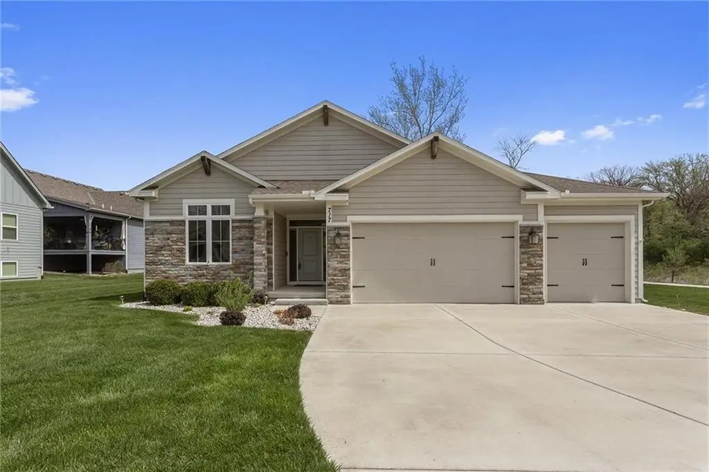 717 Riverwood Drive, Liberty, MO 64068 - #1