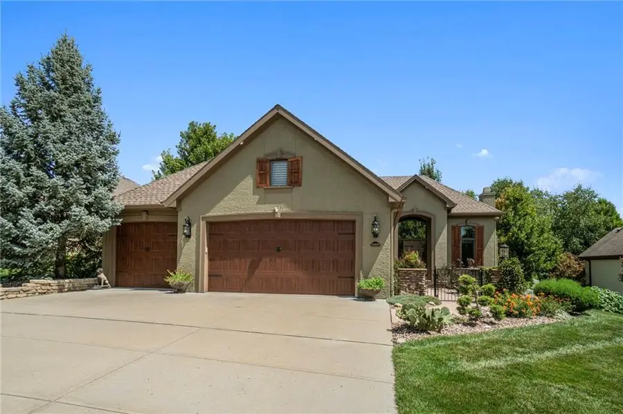 10009 N Euclid Avenue, Kansas City, MO 64155 - #2