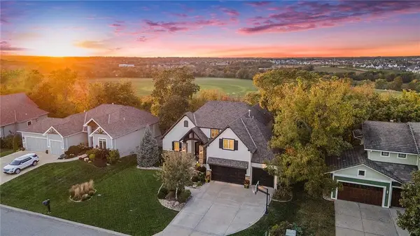 16218 Canterbury Road, Overland Park, KS 66085
