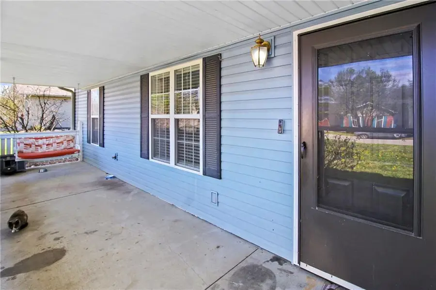 3304 Hughes Avenue, Parsons, KS 67357 - #2