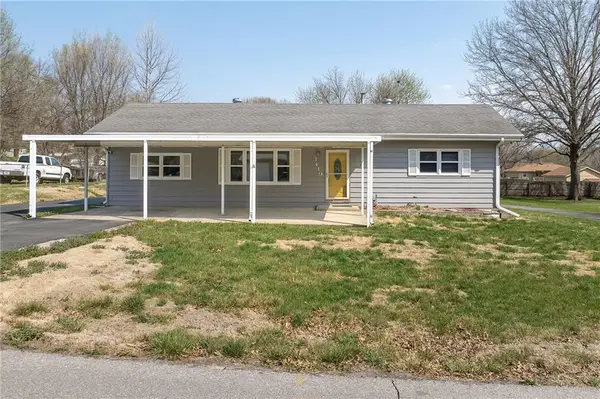 3419 S 30th Street, St Joseph, MO 64503