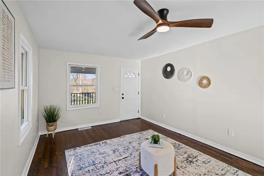 901 S Cottage Street, Independence, MO 64050 - #3