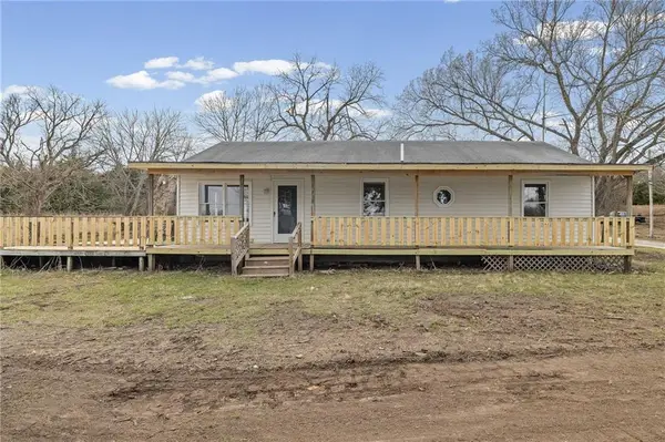 17394 Devlin Road, Parker, KS 66072