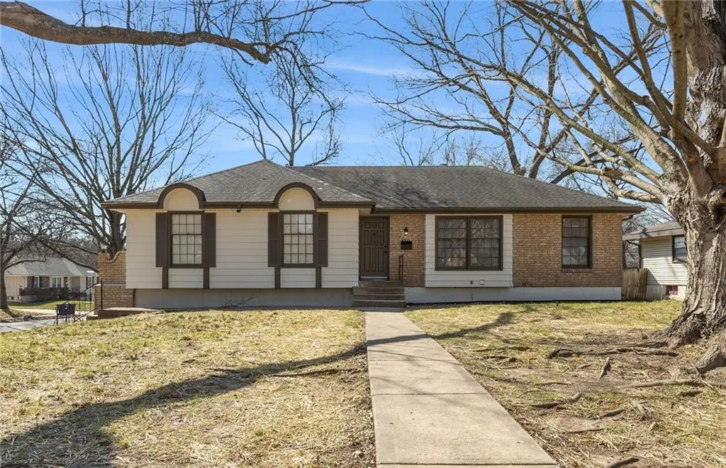 8825 Mcelroy Road, Kansas City, MO 64134 - #1