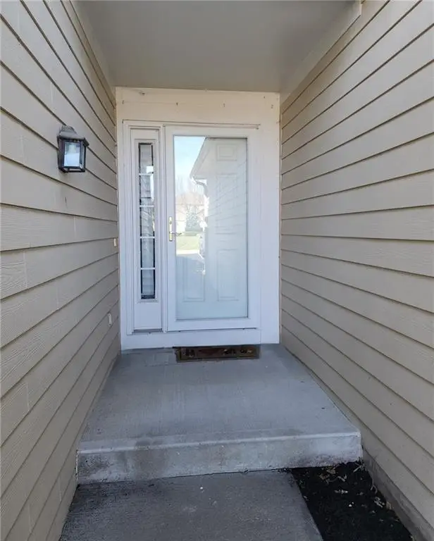 8954 Boehm Drive, Lenexa, KS 66219 - #3