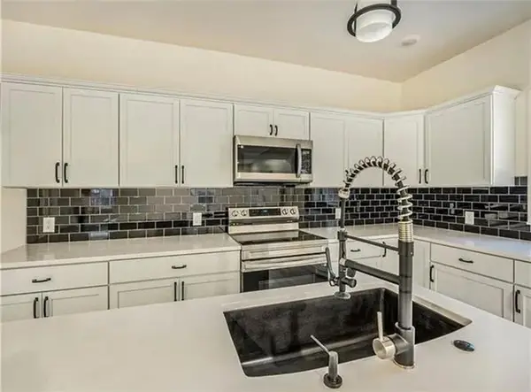 508 W Shawnee Street, Paola, KS 66071