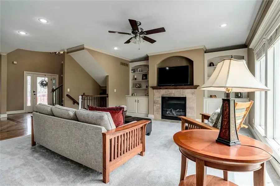 15534 Shawnee Drive, Overland Park, KS 66223 - #3
