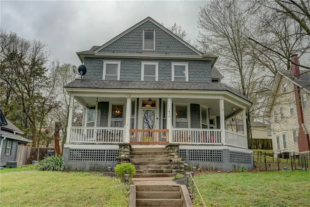 410 Wildwood Street, Excelsior Springs, MO 64024 - #1