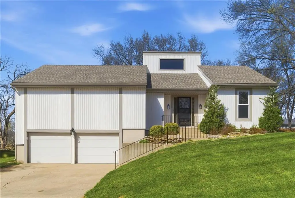 13900 W 69th Terrace, Shawnee, KS 66216 - #1